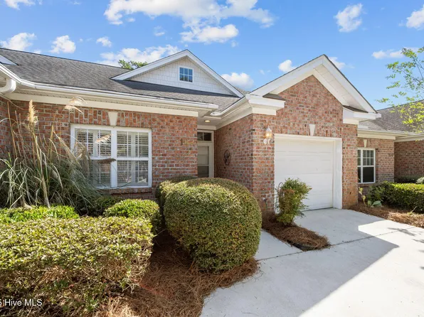 102 Turnbury Court, Hampstead, NC 28443