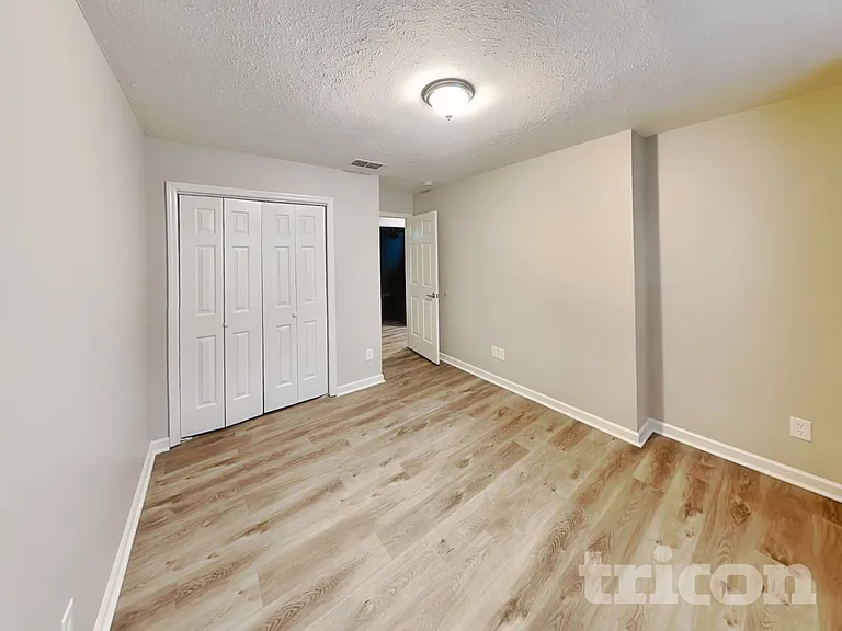 80 Vincent Ln — Photo 13