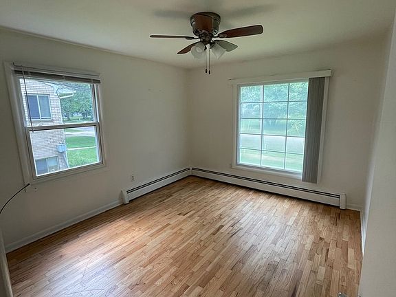 2nd image of 809 Carrier Creek Blvd NE #4