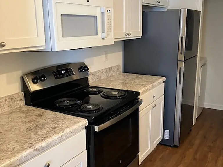 804J Bryce Ct — Photo 6