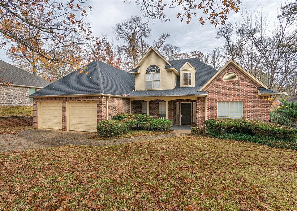 1st image of 403 Rosebrook Cir