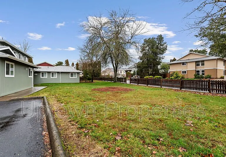 17354 Merlo Rd — Photo 30