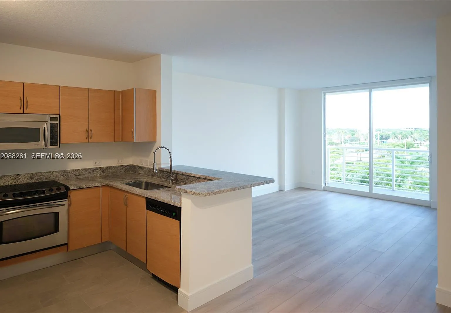 Venture At Aventura West — Photo 1