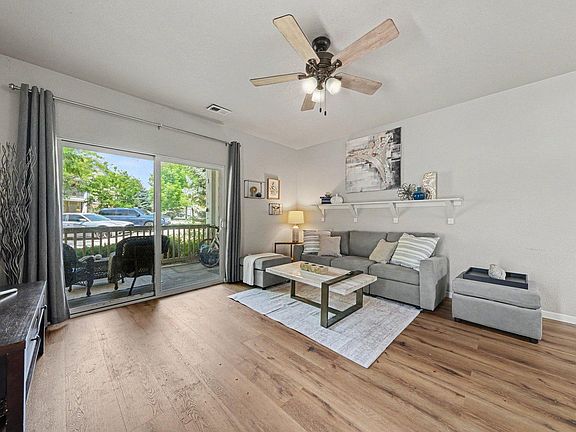 5th image of 4745 Hahns Peak Dr #103