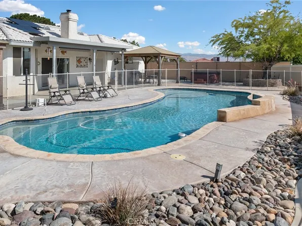 17112 Century Plant Rd, Apple Valley, CA 92307