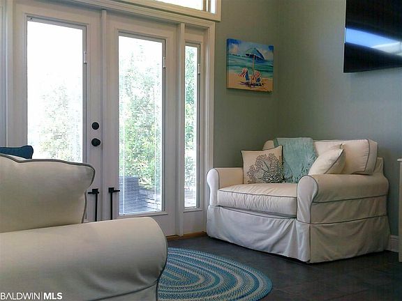 5th image of 753 Lago Way