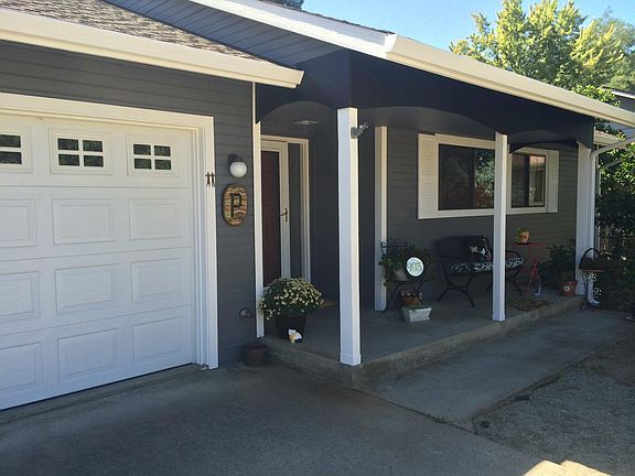 3rd image of 903 Arlene Ct