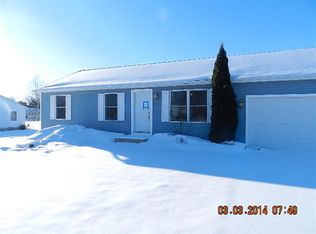 9205 E Cinderella Dr, Cromwell, IN 46732