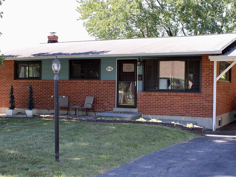 1st image of 8641 Tralee Ct