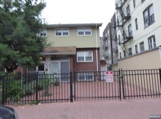 225 52nd St, West New York, NJ 07093