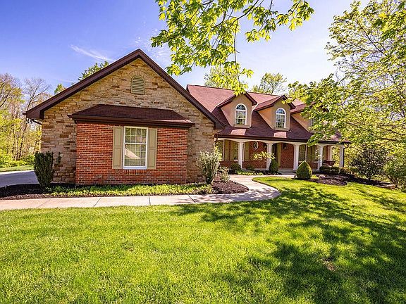 2nd image of 5859 Squirrelsnest Ln
