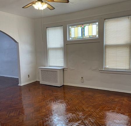 5th image of 30 Underwood St #2