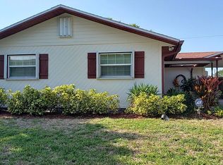 901 Fairhaven St NE, Palm Bay, FL 32907