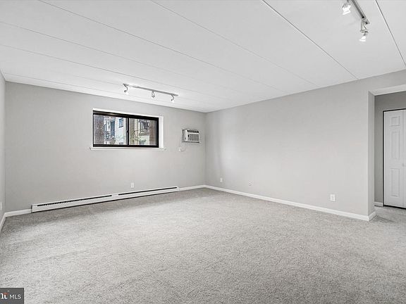 2nd image of 400 Glendale Rd #D23