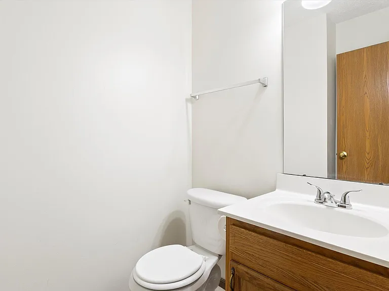 1st Floor Bathroom