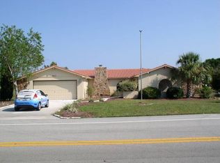 8817 Heather Blvd, Weeki Wachee, FL 34613