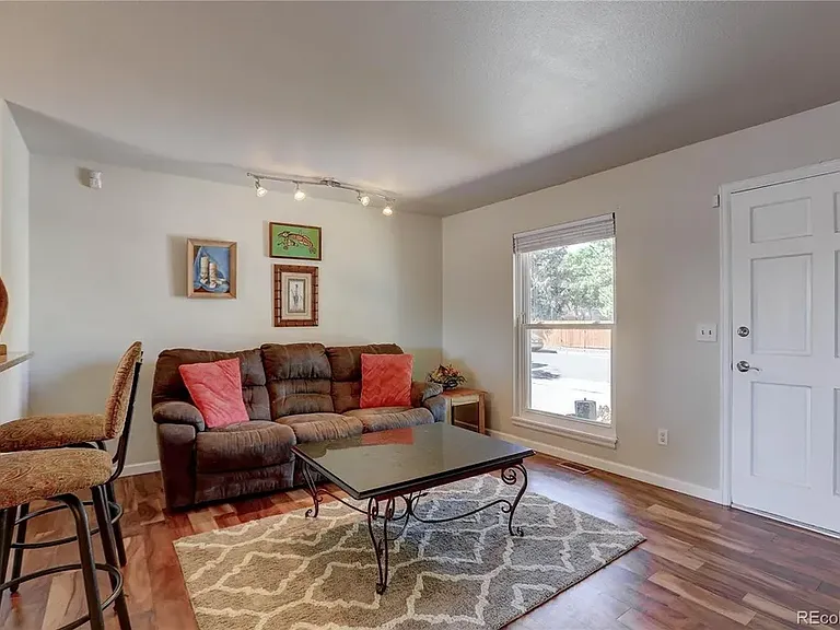 3422 S Holland Way — Photo 6