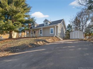 19 Larose Ct, Dieppe, NB E1A 5B7