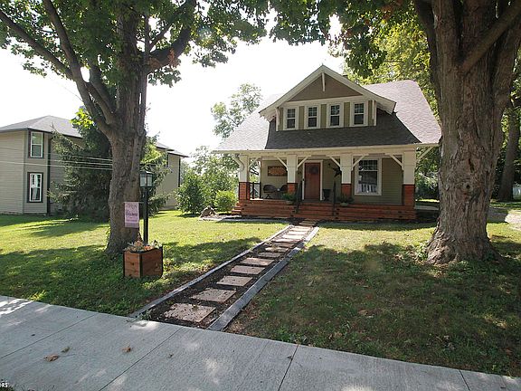 2nd image of 608 W Main St