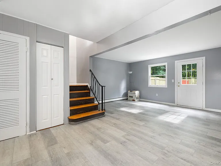 78 Roosevelt Dr — Photo 19