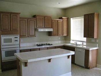 2nd image of 1409 Diamond Park Ln