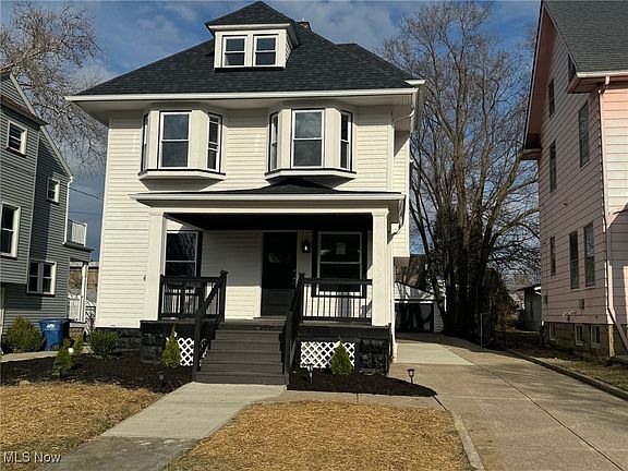 2nd image of 1629 Robinwood Ave