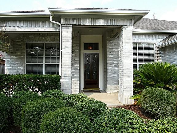 2nd image of 7202 Hollow Field Ln