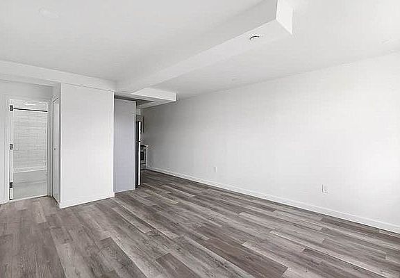 5th image of 853 Halsey St #4D