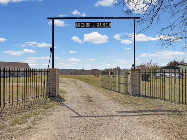 537 Mesa Dr, Del Valle, TX 78617