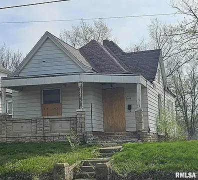 3 bed, 1268 sqft, $695 — Photo 1