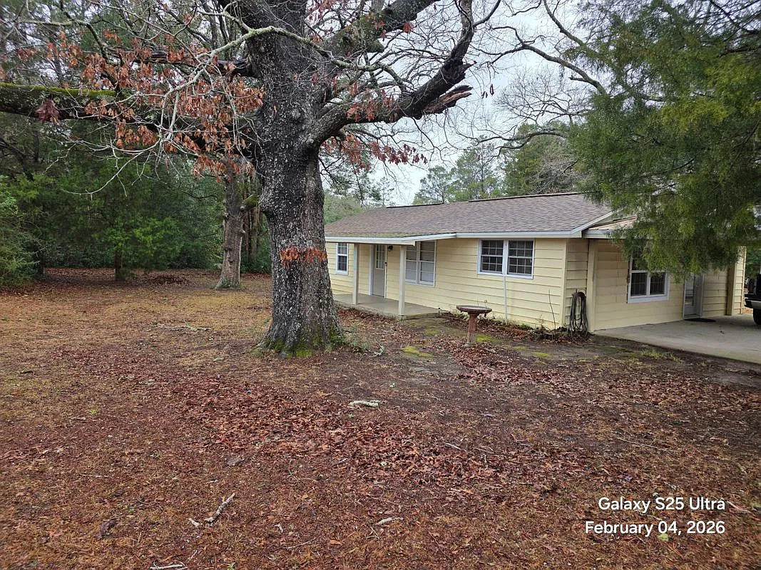 2 bed, 1.5 bath, 1081 sqft, $1,200 — Photo 1