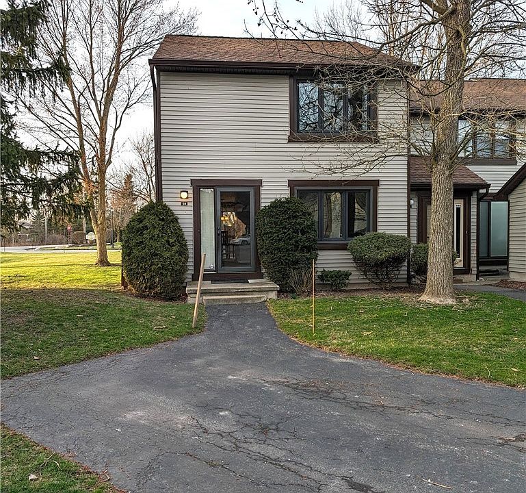 1st image of 54 Charlesgate Cir