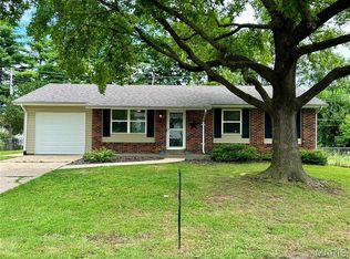 7 Oxbow Rd, Saint Peters, MO 63376