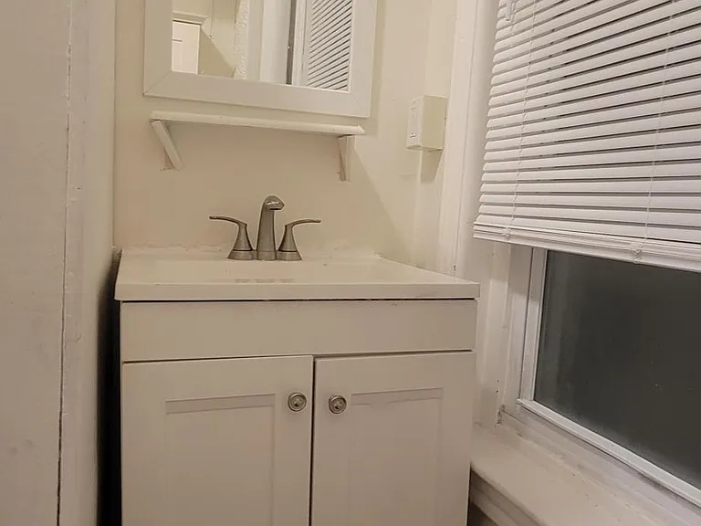 1145 Broadway Ave #2 — Photo 10