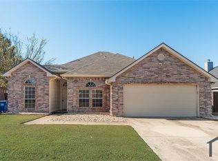 109 E Forestwood Dr, Forney, TX 75126