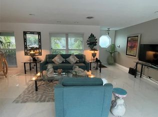 2050 NE 62nd St, Fort Lauderdale, FL 33308