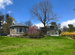 37 Cedar Dr E, Briarcliff Manor, NY 10510