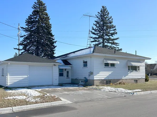 1412 14th Ave, Menominee, MI 49858