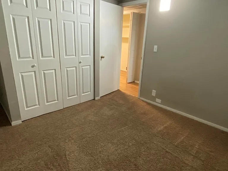 1020 Sanford Ave — Photo 7