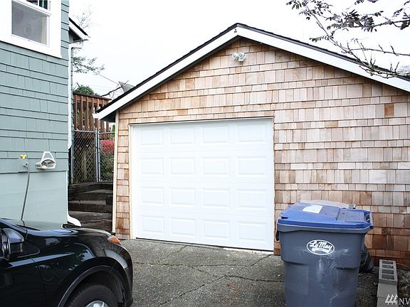 4th image of 616 Hanna Ave