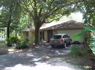 570 3rd St SW, Naples, FL 34117