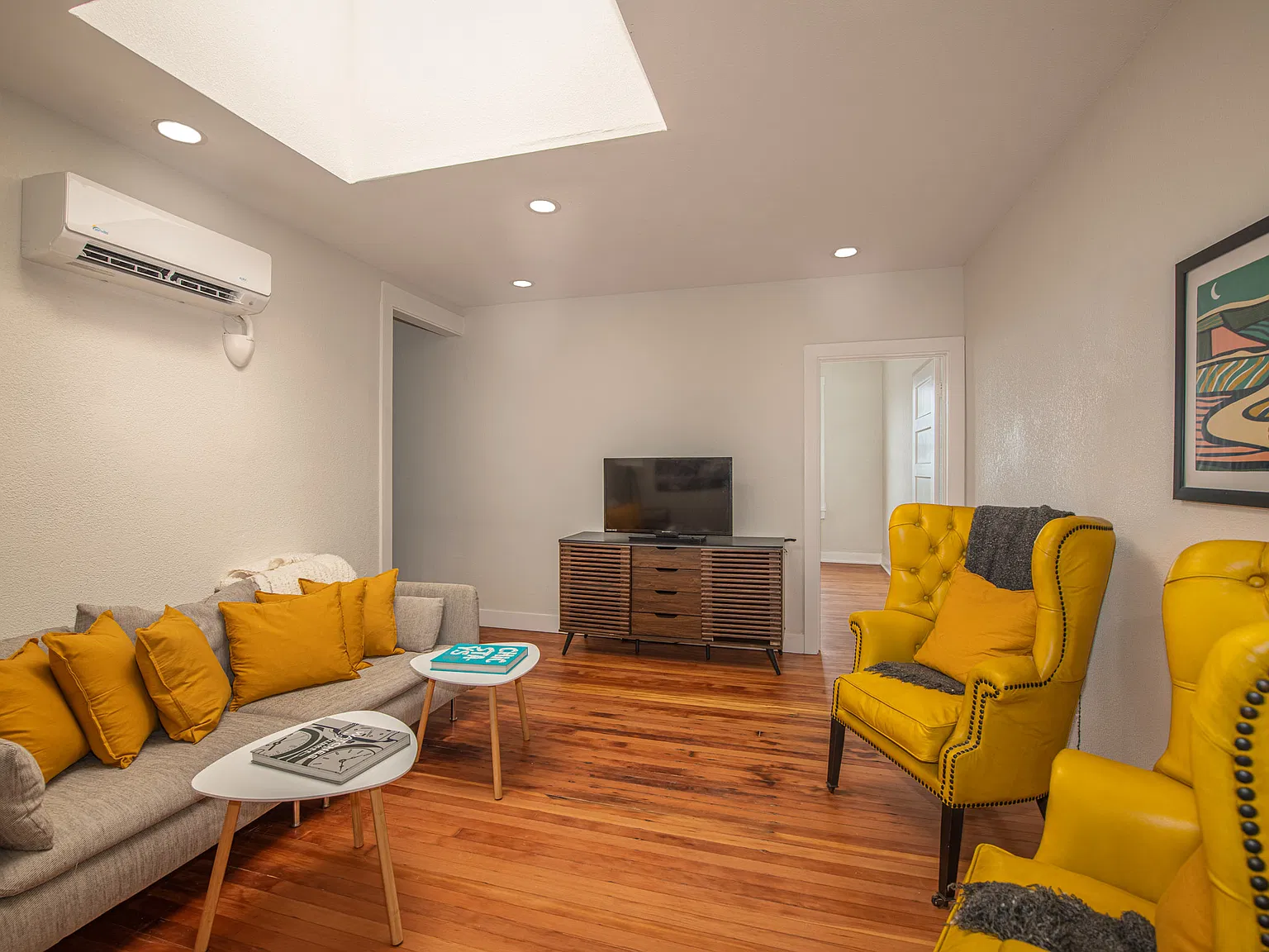 2 bed, 1000 sqft, $1,500 — Photo 4