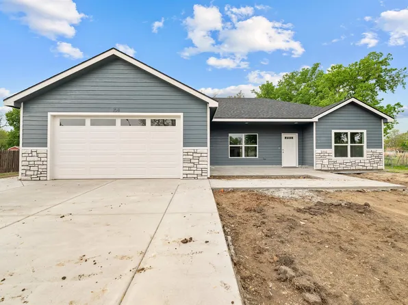 108 E 5th St, Solomon, KS 67480