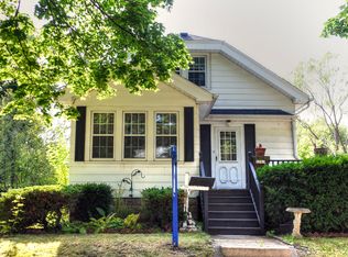 1543 S 83rd St, West Allis, WI 53214