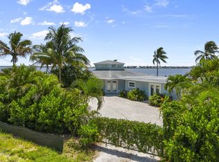 993 NE Orange Ave, Jensen Beach, FL 34957