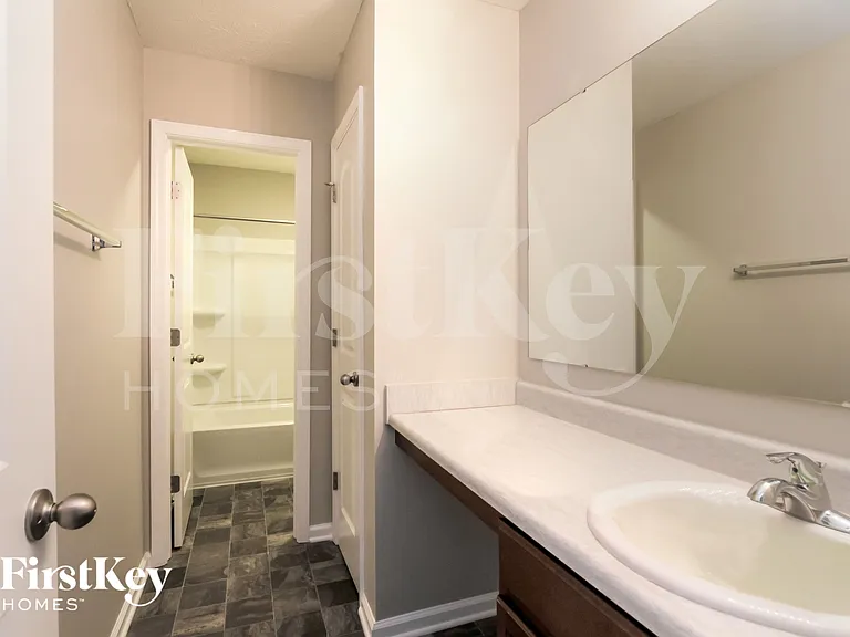 403 Tracewood Bnd — Photo 14