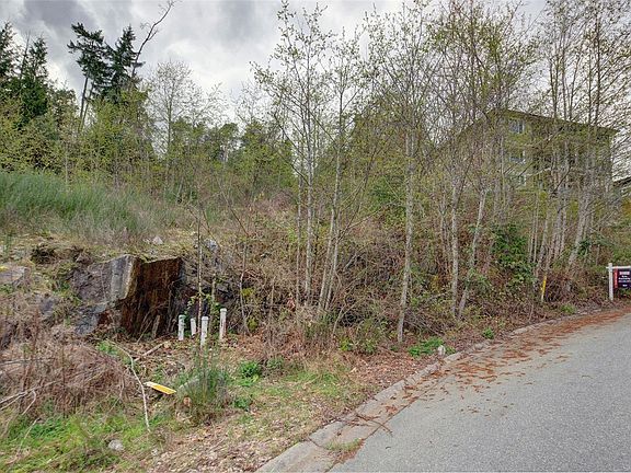 4th image of 901 Hanington Rd