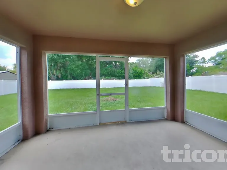 4739 Acorn Dr — Photo 14