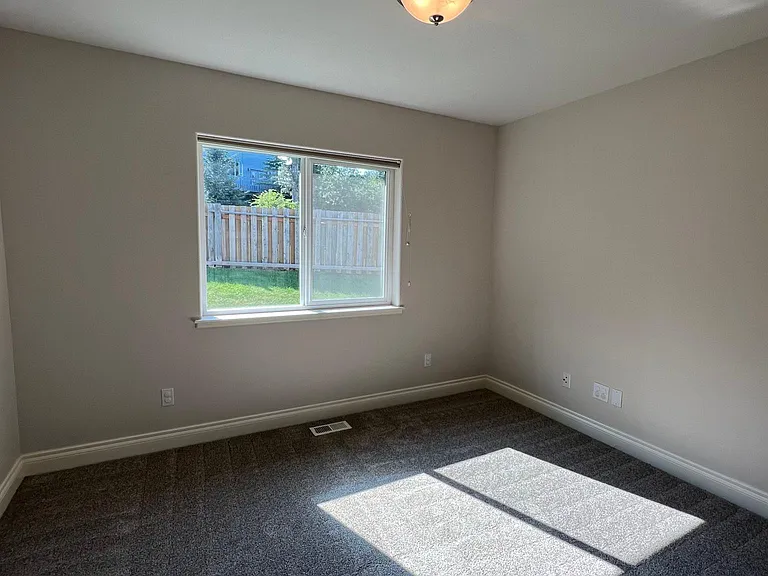 16107 Grand Bluff Cir — Photo 22