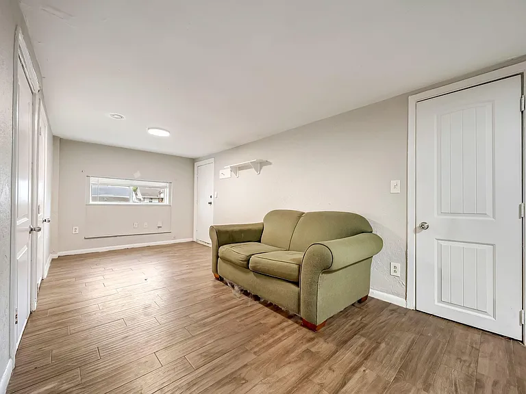 217 Johnson St #1 — Photo 12